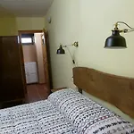 Os Novos *